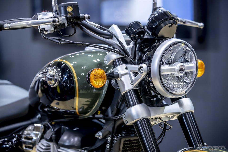 ロイヤルエンフィールド スーパーメテオ650(東京モーターサイクルショー2023)《写真撮影 山内潤也》