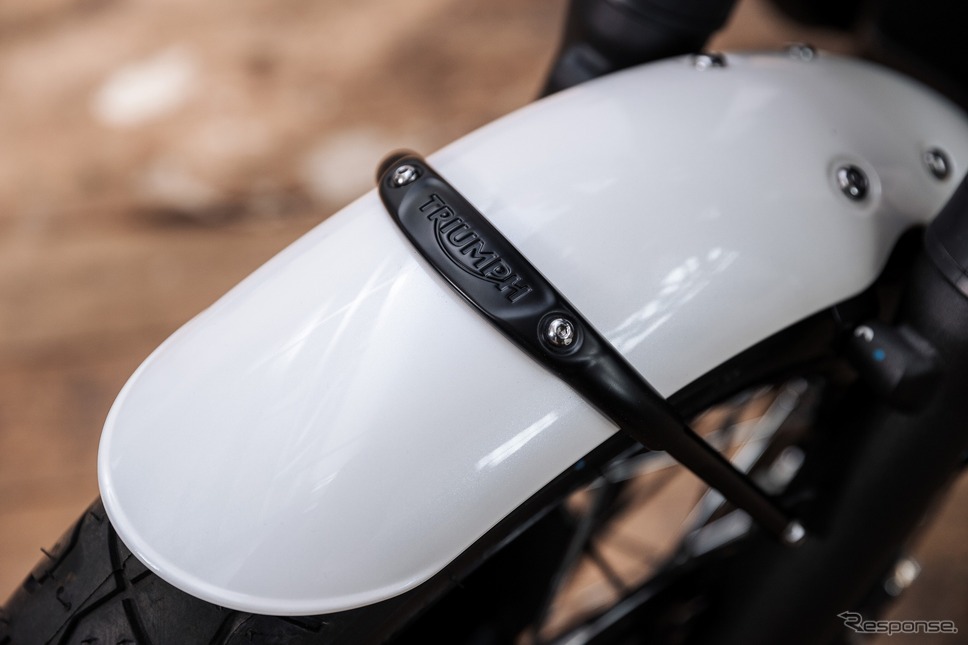 トライアンフ ボンネビルT120ブラックDGR限定エディション《写真提供:トライアンフモーターサイクルズジャパン》