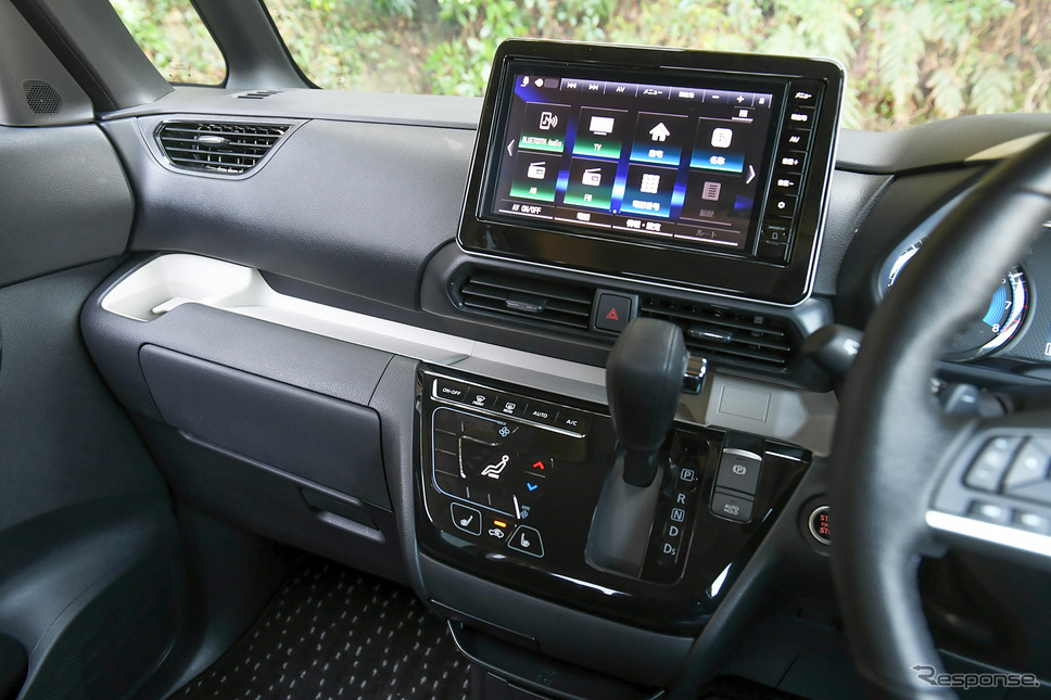 三菱 デリカミニ T Premium(ディーラーオプション アクティブトーンスタイル装着車)《写真撮影 中野英幸》