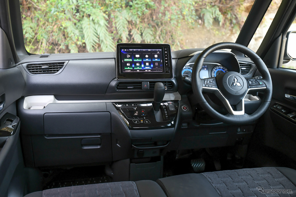 三菱 デリカミニ T Premium(ディーラーオプション アクティブトーンスタイル装着車)《写真撮影 中野英幸》
