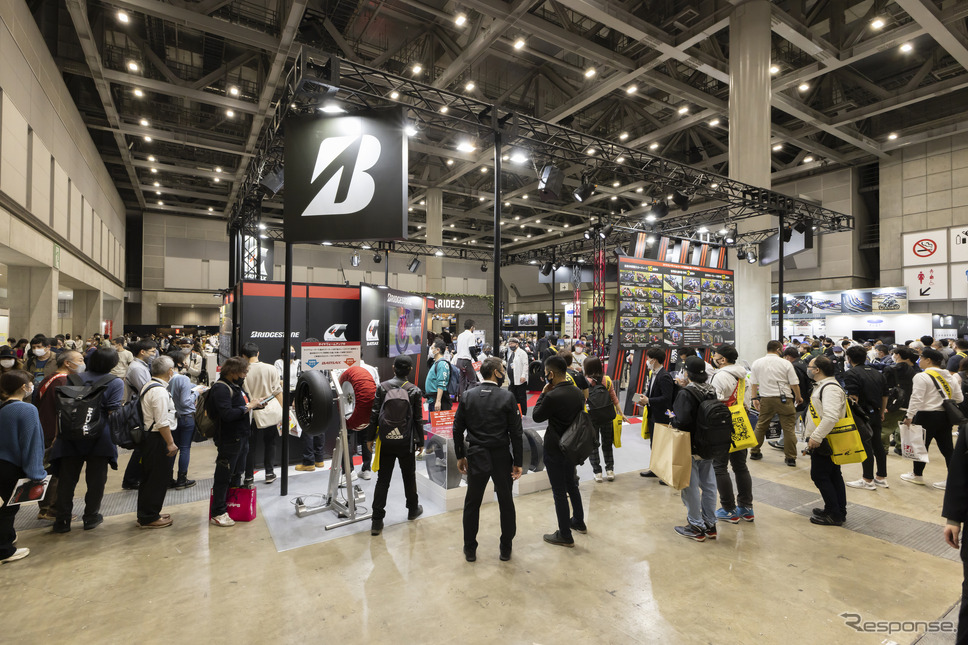 ブリヂストンブース / 東京モーターサイクルショー2023《写真撮影 郡大二郎》