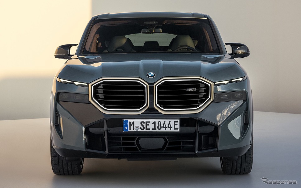 BMW XM《photo by BMW》