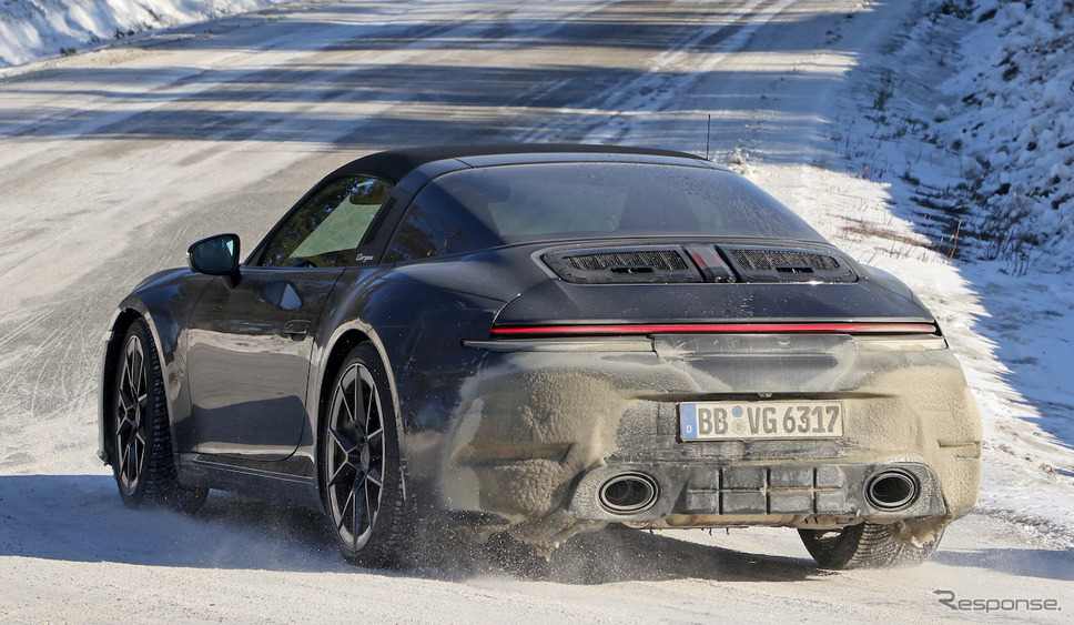 ポルシェ 911タルガ 改良新型プロトタイプ(スクープ写真)《APOLLO NEWS SERVICE》