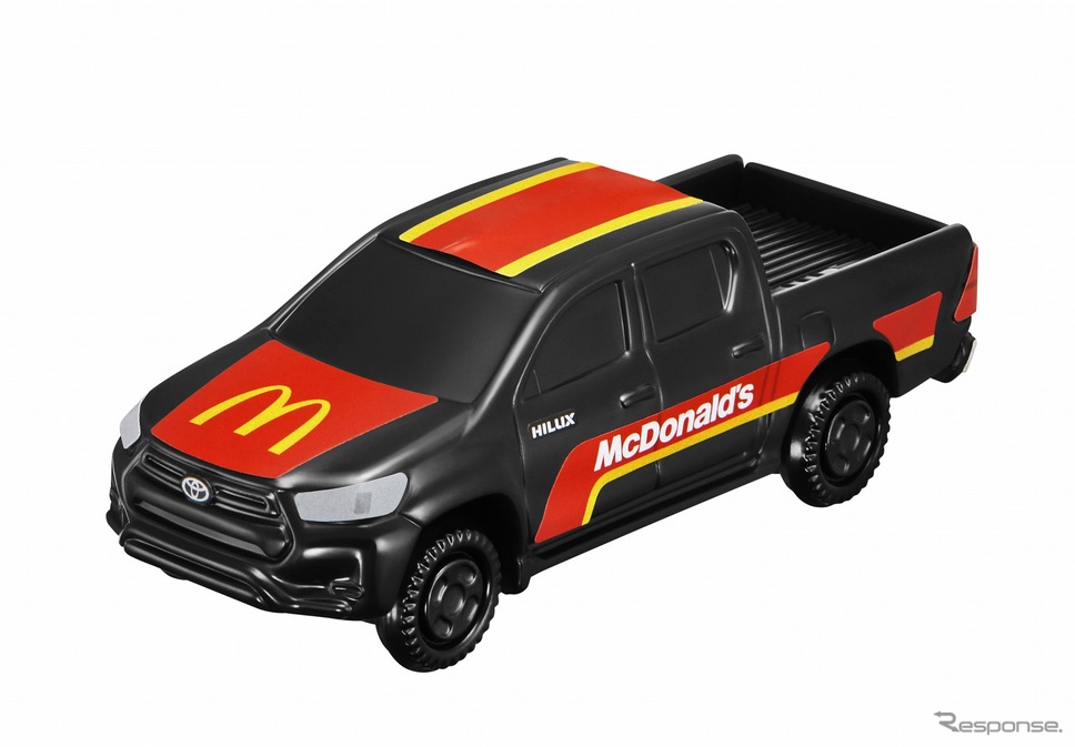 ハッピーセット「トミカ」:トヨタ・ハイラックス、マクドナルドオリジナルバージョン《写真提供 日本マクドナルド》