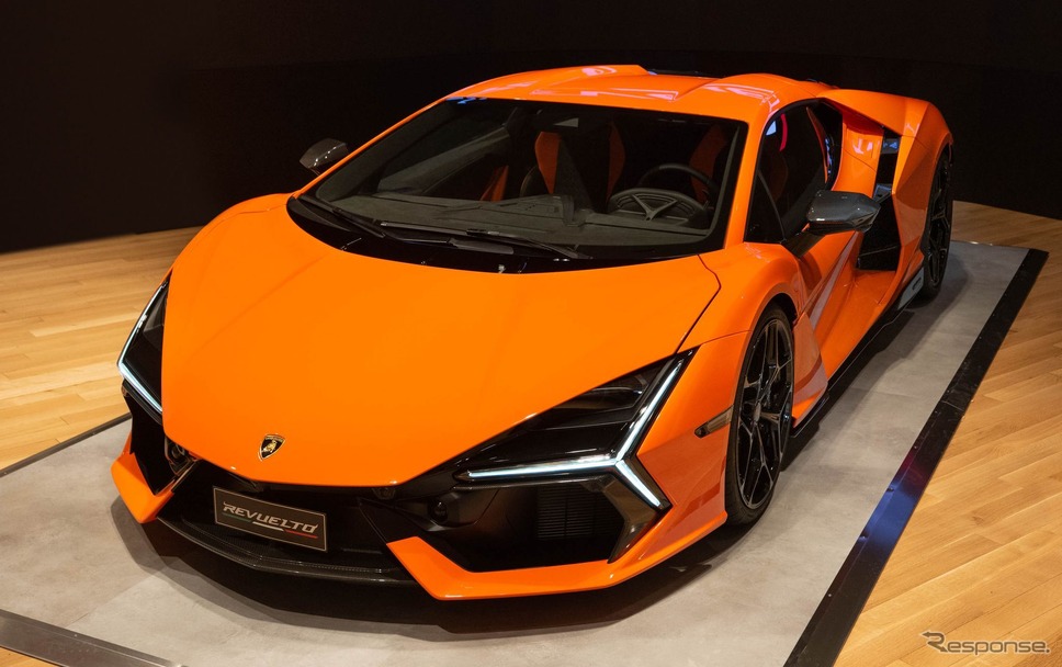 ランボルギーニ・レヴエルト(ニューヨークモーターショー2023)《photo by Lamborghini》