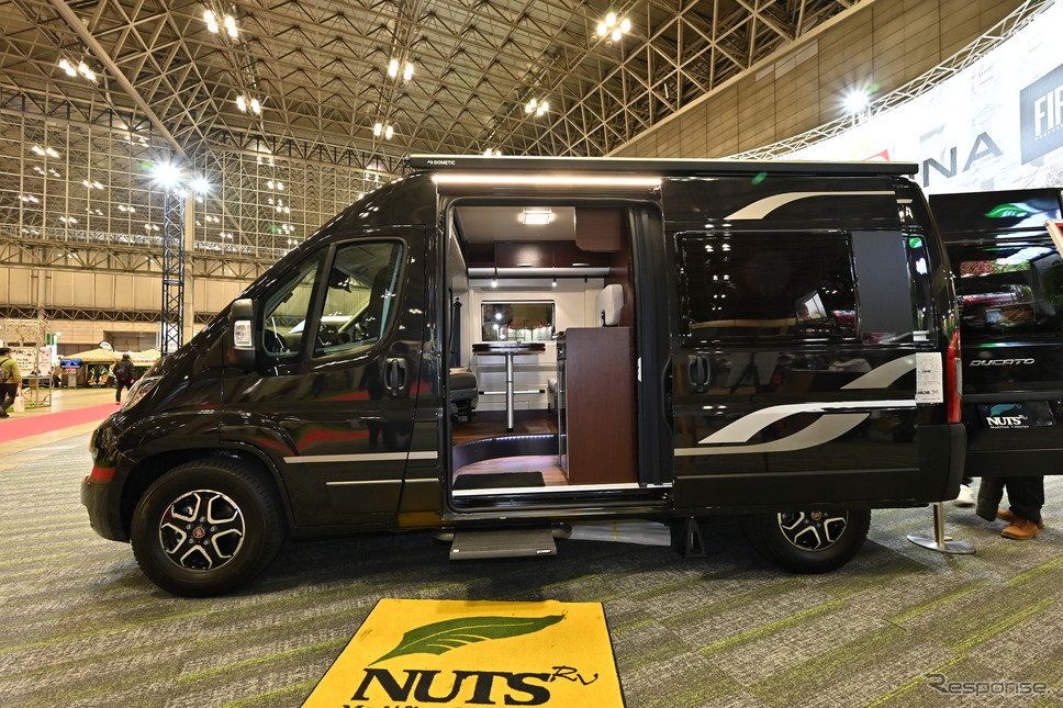 (参考画像)ジャパンキャンピングカーショー2023に出店されたデュカトベースのナッツRV「フォルトナ タイプC 」《写真撮影 雪岡直樹》
