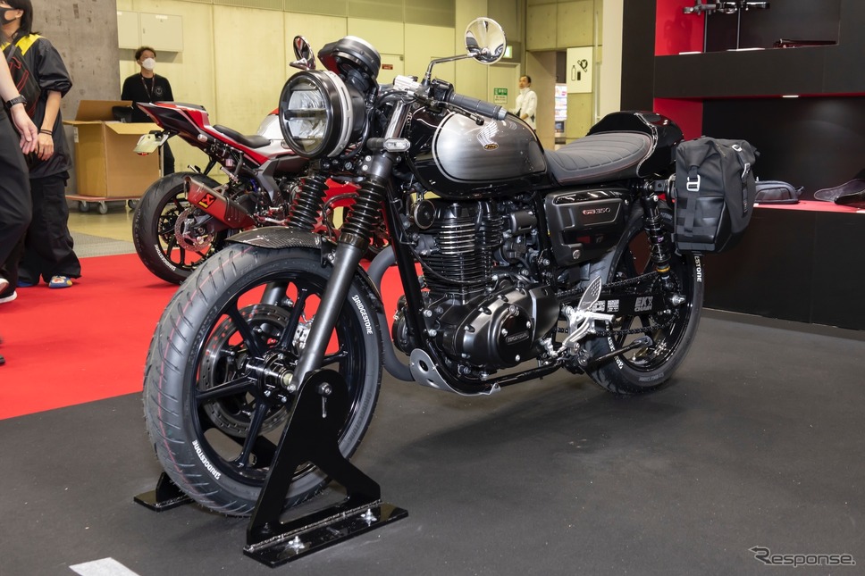 GB350S改 / 東京モーターサイクルショー2023《写真撮影 郡大二郎》