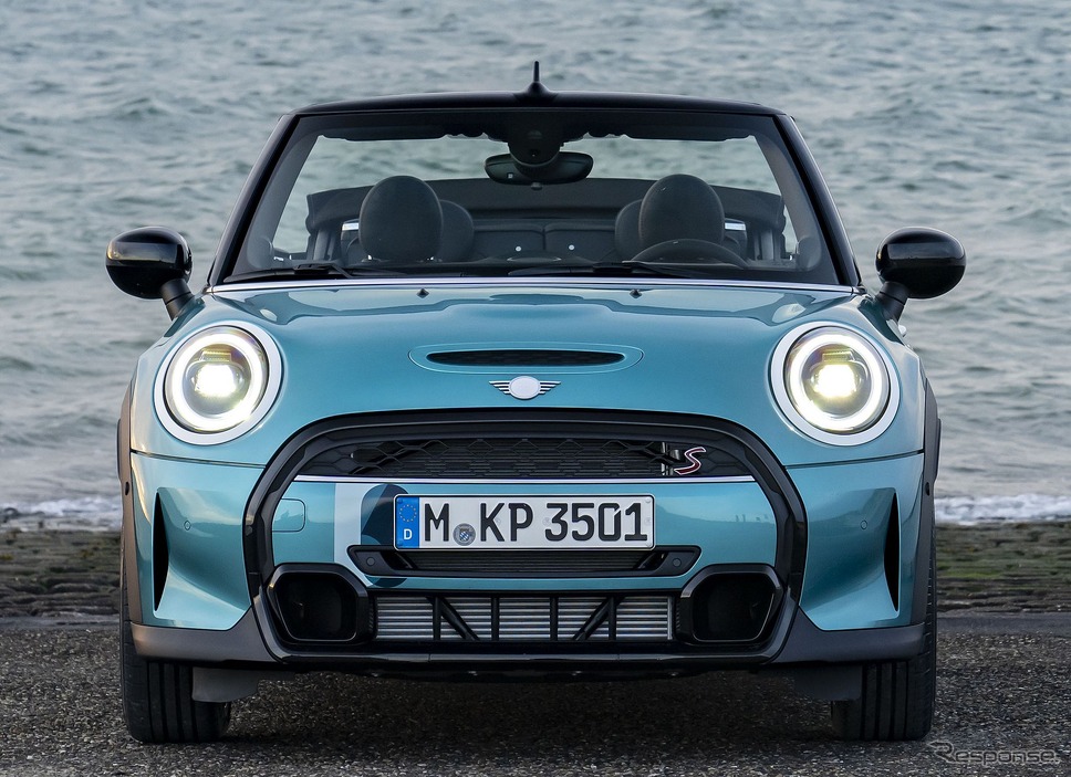 MINI コンバーチブル の「シーサイドエディション」《photo by MINI》