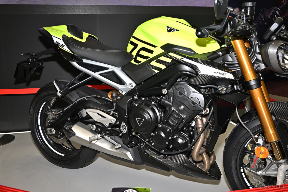 トライアンフ ストリートトリプル765 Moto2エディション（東京モーターサイクルショー2023）《写真撮影 雪岡直樹》