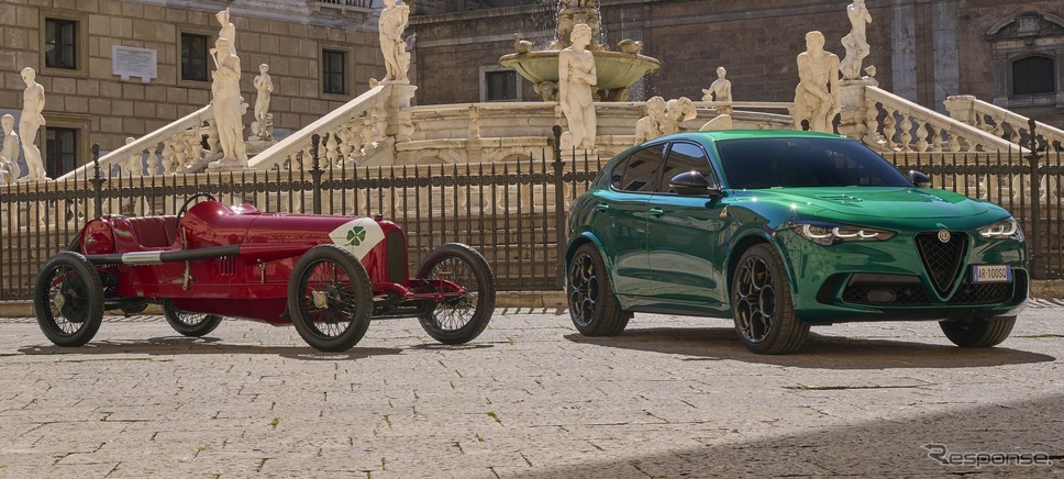アルファロメオ・ステルヴィオ の「クアドリフォリオ 100th アニヴェルサリオ」（右）とクアドリフォリオのエンブレムを装着した最初のモデル、アルファロメオ RL《photo by Alfa Romeo》