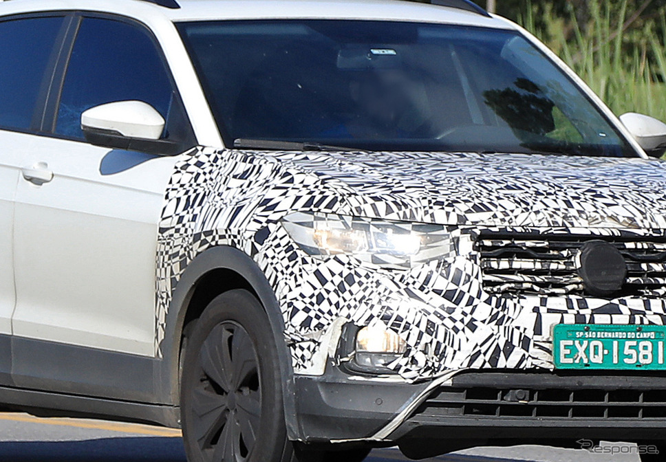 VW T-Cross 改良新型プロトタイプ(スクープ写真)《APOLLO NEWS SERVICE》