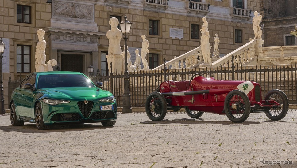 アルファロメオ・ジュリア の「クアドリフォリオ 100th アニヴェルサリオ」とクアドリフォリオのエンブレムを装着した最初のモデルアルファロメオ RL（1923年）《photo by Alfa Romeo》