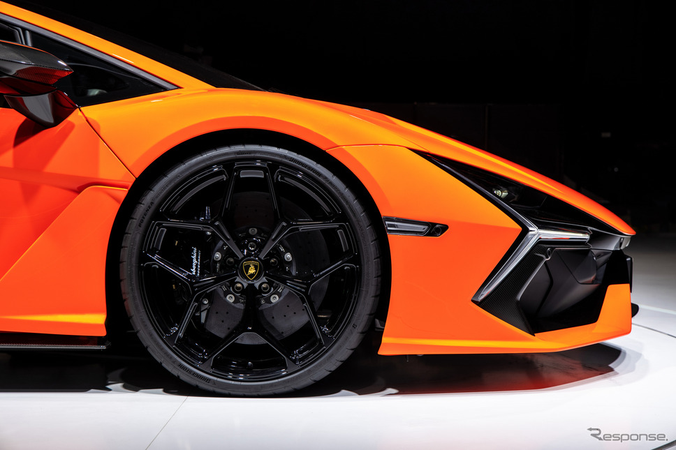 ランボルギーニ・レヴエルト(上海モーターショー2023)《photo by Lamborghini》