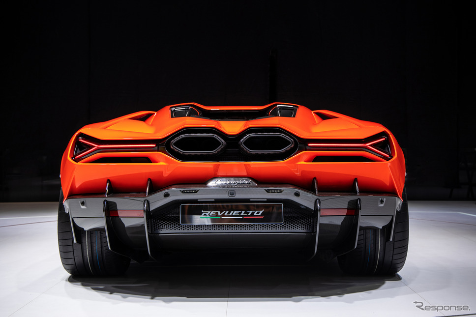 ランボルギーニ・レヴエルト(上海モーターショー2023)《photo by Lamborghini》