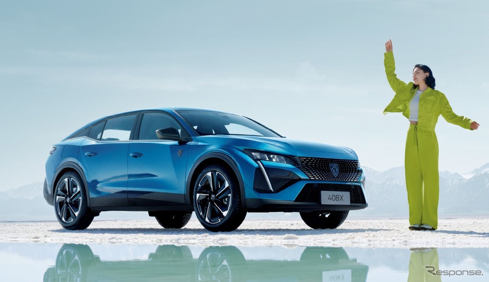 プジョー 408X(グローバル名:プジョー408 新型)《photo by Peugeot》