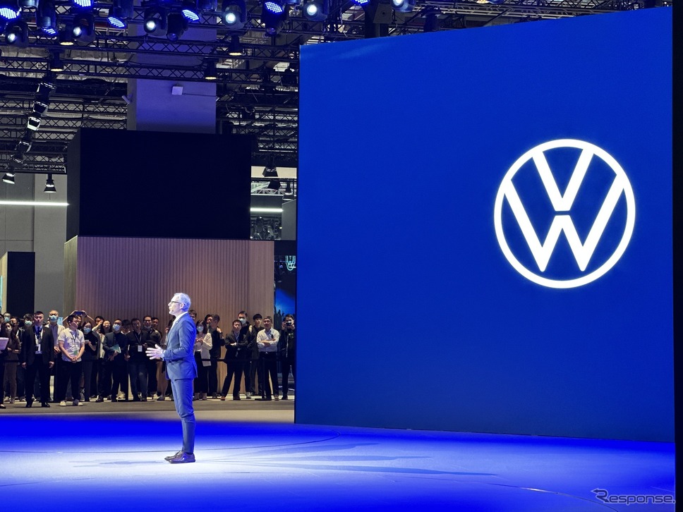 VW販売トップ（CEO of the VW Passenger Cars brand in China, Head of Group Sales at VW Group China）のStefan Mecha氏《写真撮影 八杉理＠現代文化研究所》