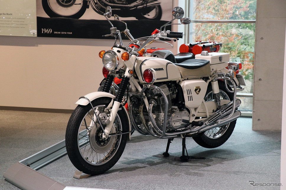 白バイ ホンダ ドリーム CB750P(1970年)《写真提供:ホンダモビリティランド》