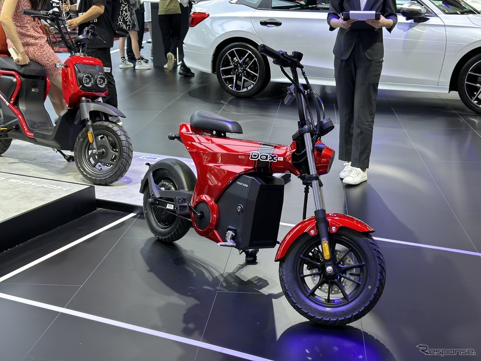 ホンダ Dax e:(上海モーターショー2023)《写真撮影 八杉理@現代文化研究所》