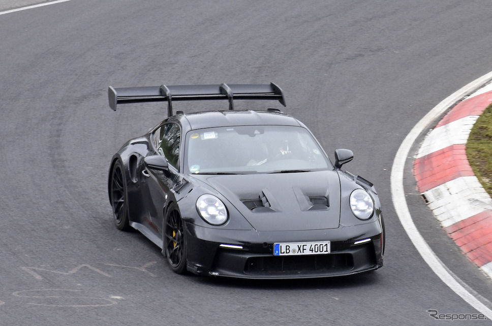 ポルシェ 911 GT2 RS 次期型プロトタイプ(スクープ写真)《APOLLO NEWS SERVICE》
