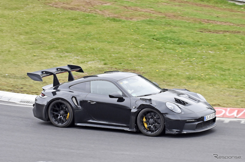 ポルシェ 911 GT2 RS 次期型プロトタイプ(スクープ写真)《APOLLO NEWS SERVICE》