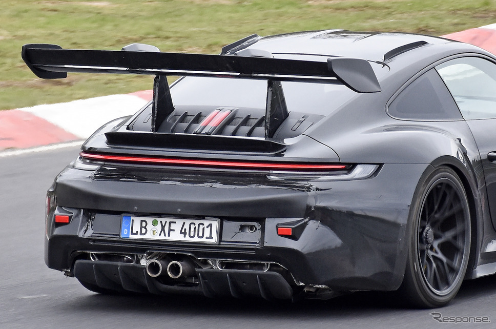 ポルシェ 911 GT2 RS 次期型プロトタイプ(スクープ写真)《APOLLO NEWS SERVICE》