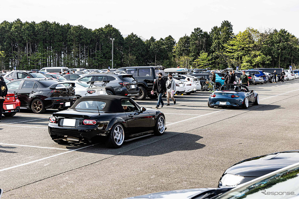 圧倒的!その数800台以上のレイズホイール装着車が一堂に会したレイズファンミーティング2023《写真撮影 宮越孝政》