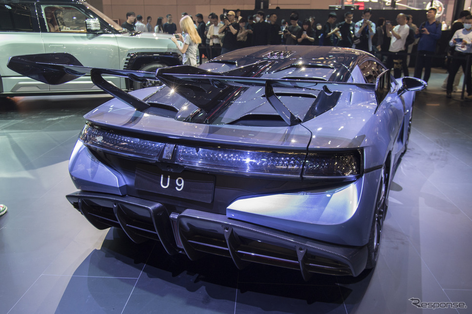 仰望 U9(上海モーターショー2023)《Photo by VCG/VCG via Getty Images/ゲッティイメージズ》