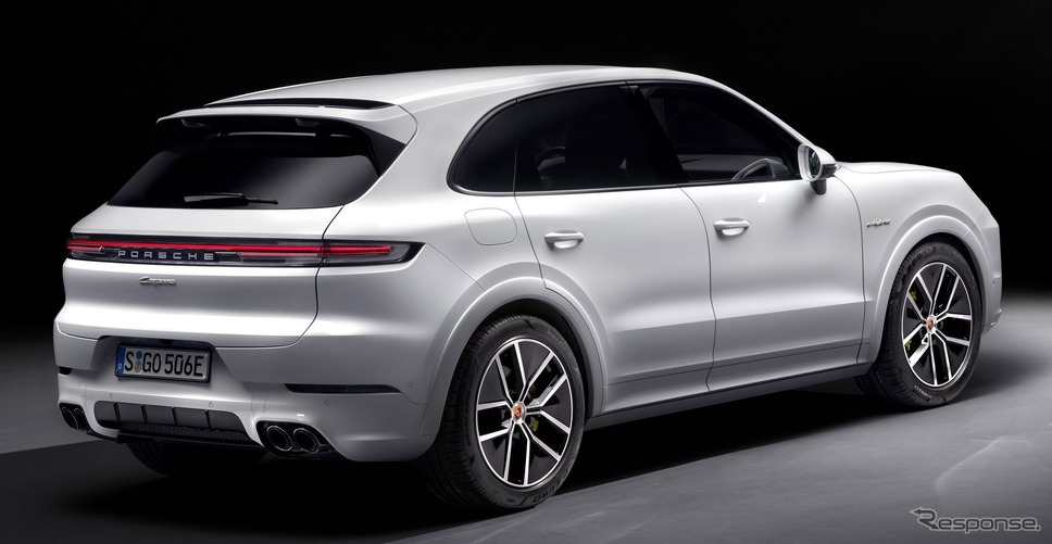 ポルシェ・カイエン E ハイブリッド 改良新型《photo by Porsche》