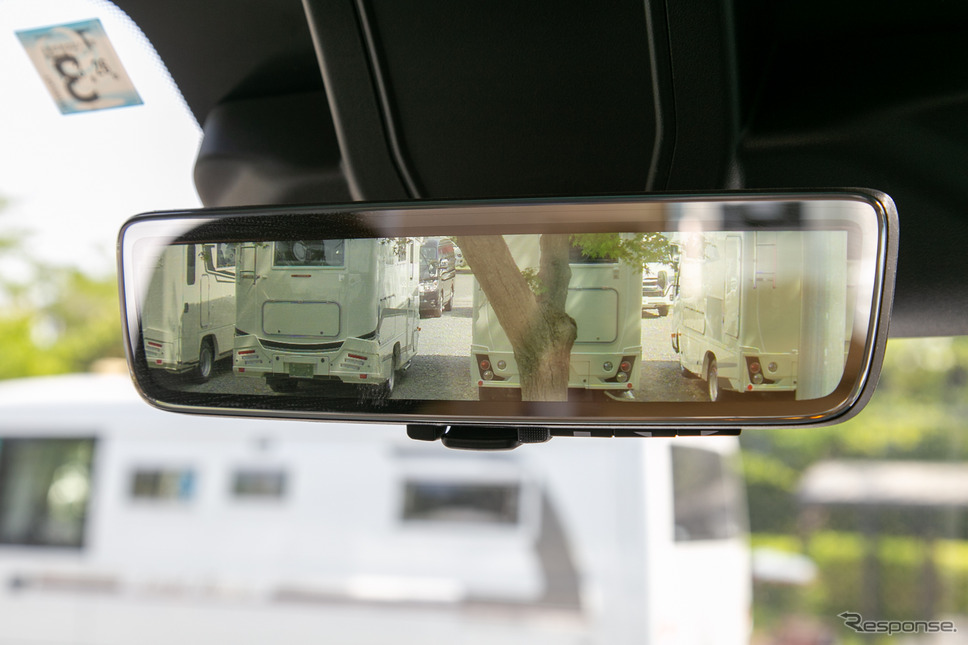 デュカトベースのキャンピングカー「Room」《写真撮影 二城利月》