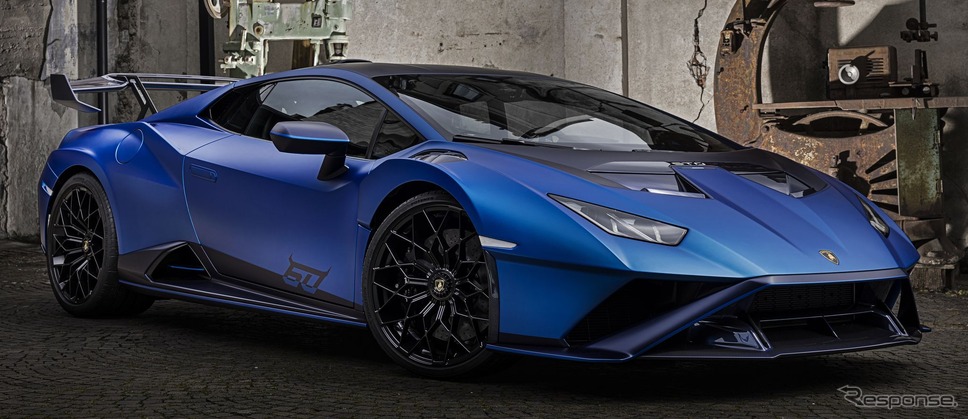 ランボルギーニ・ウラカン STO の創業60周年記念車《photo by Lamborghini》