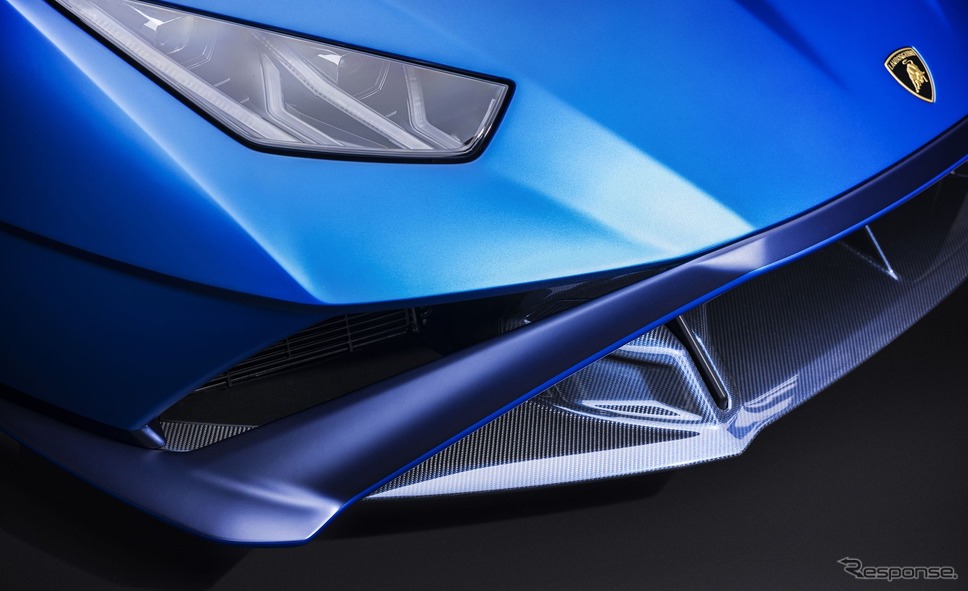 ランボルギーニ・ウラカン STO の創業60周年記念車《photo by Lamborghini》