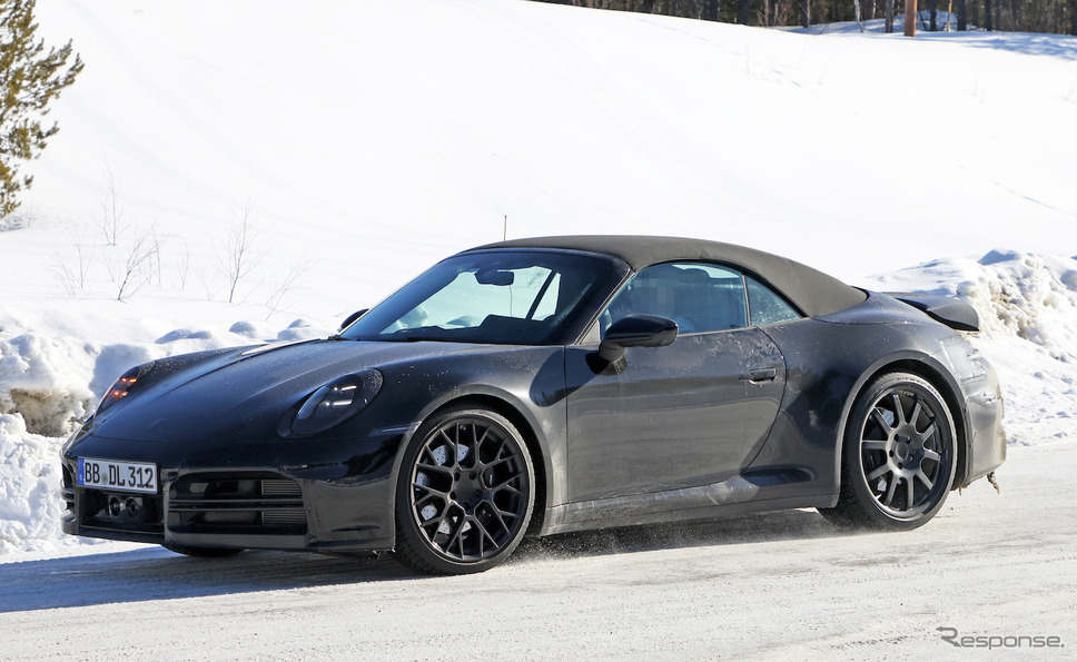 ポルシェ 911 カブリオレ 改良新型（スクープ写真）《APOLLO NEWS SERVICE》