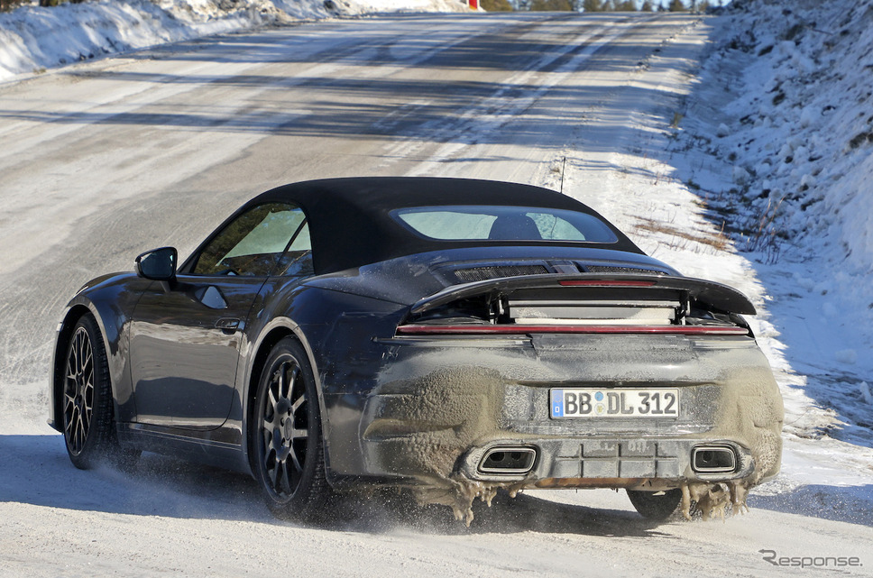 ポルシェ 911 カブリオレ 改良新型（スクープ写真）《APOLLO NEWS SERVICE》