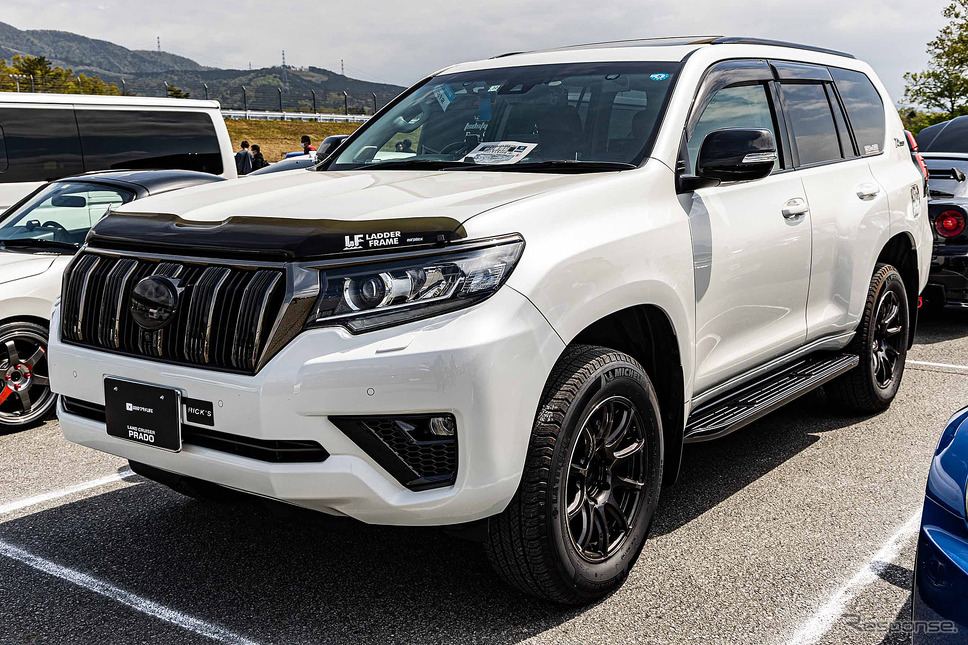 トヨタ ランドクルーザープラド×レイズ グラムライツ 57Transe-X《写真撮影 宮越孝政》