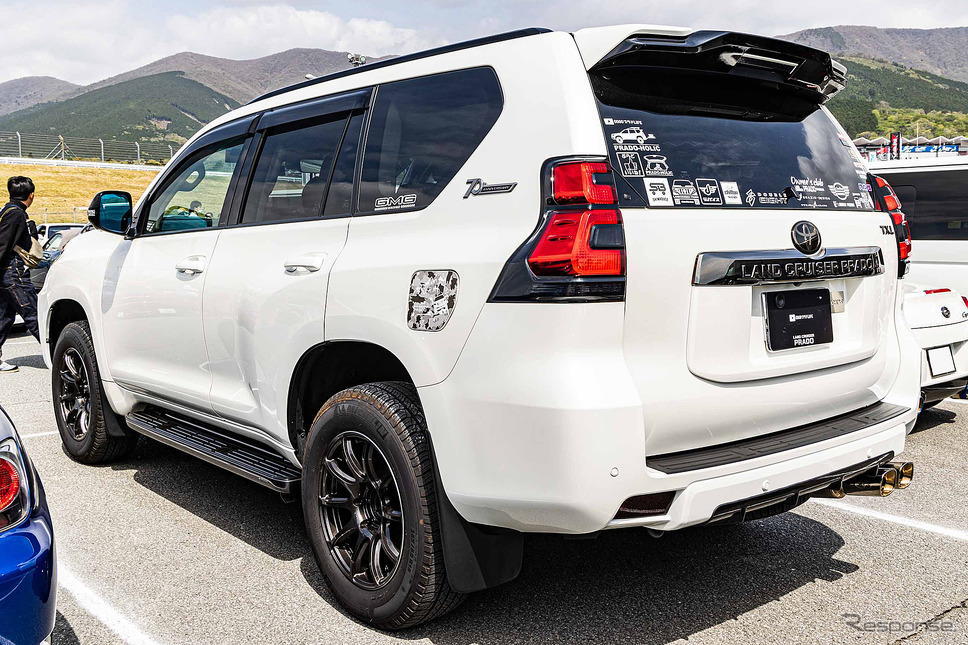 トヨタ ランドクルーザープラド×レイズ グラムライツ 57Transe-X《写真撮影 宮越孝政》