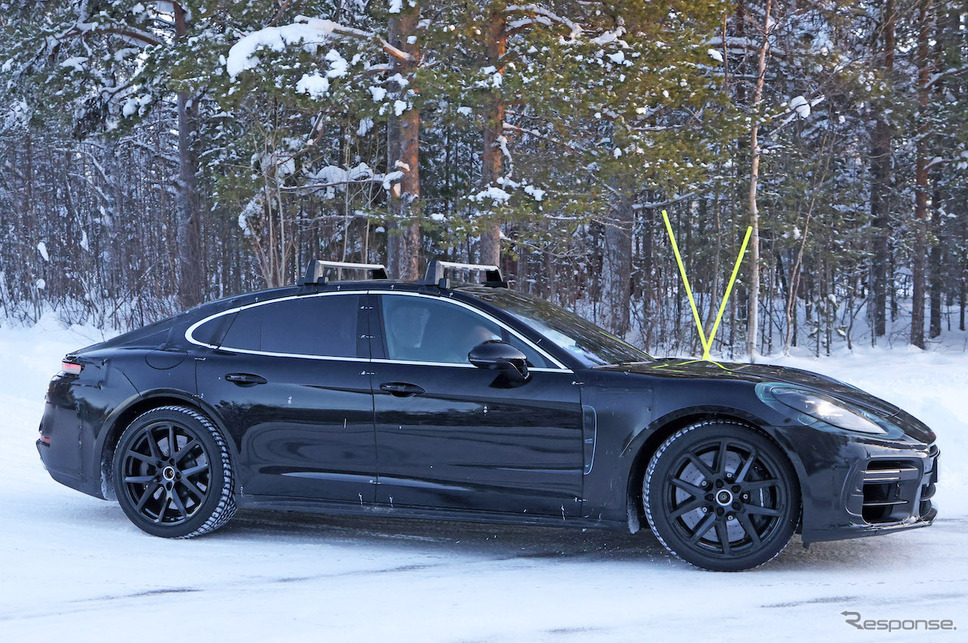 ポルシェ パナメーラ 次期型プロトタイプ(スクープ写真)《APOLLO NEWS SERVICE》