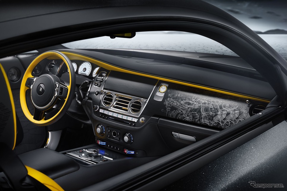 ロールスロイス「ブラック・バッジ・レイス・ブラック・アロー・コレクション」《photo by Rolls-Royce》