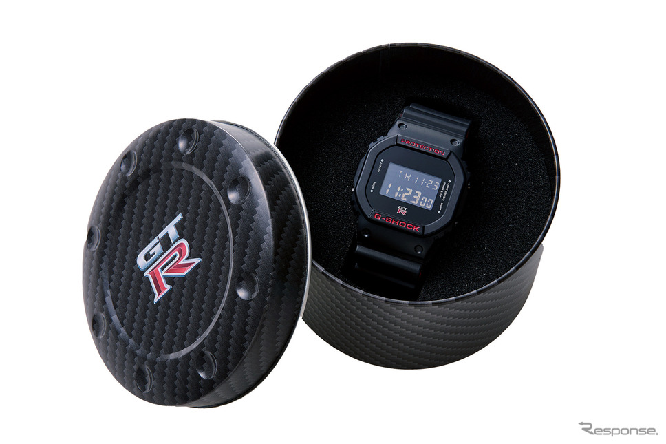 NISSAN GT-R G-SHOCK《写真提供:日産自動車》