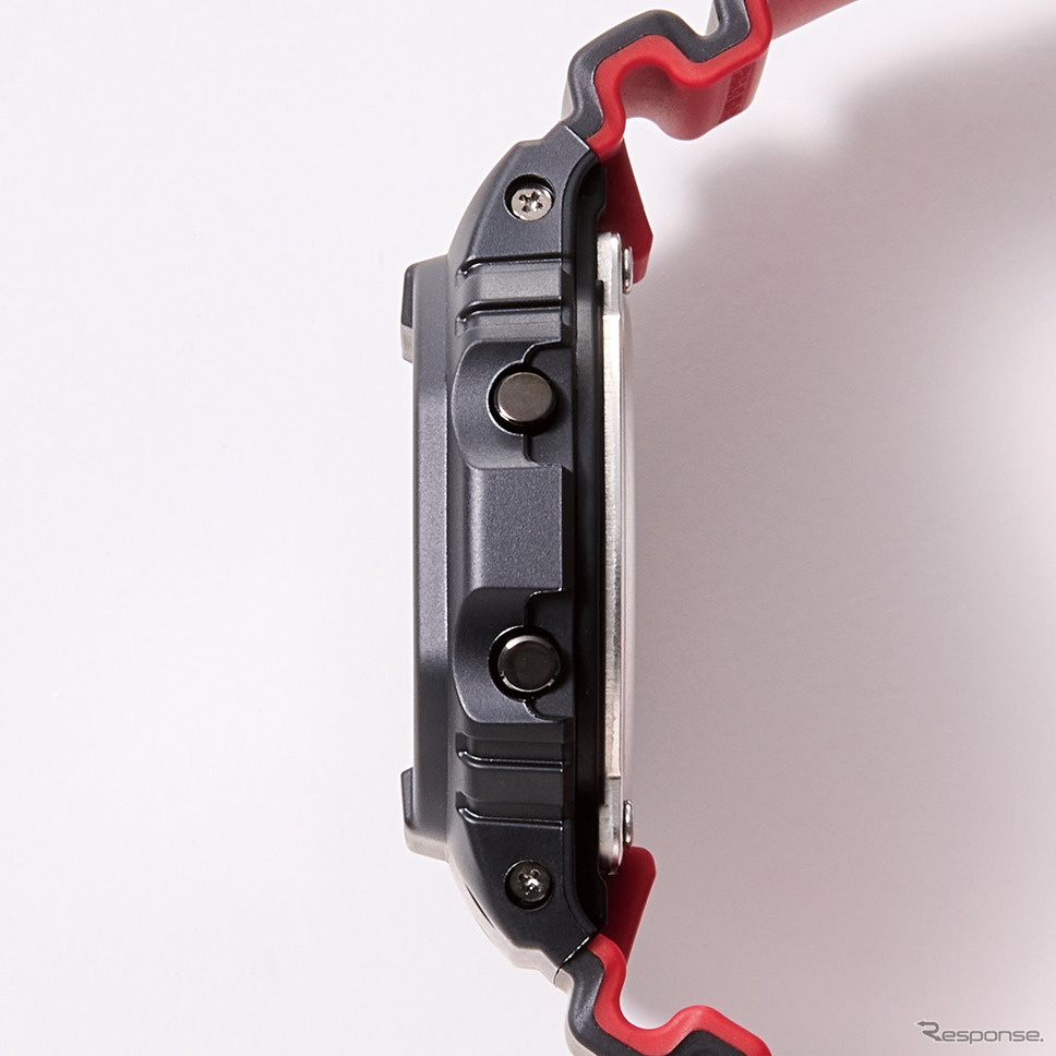 NISSAN GT-R G-SHOCK《写真提供:日産自動車》
