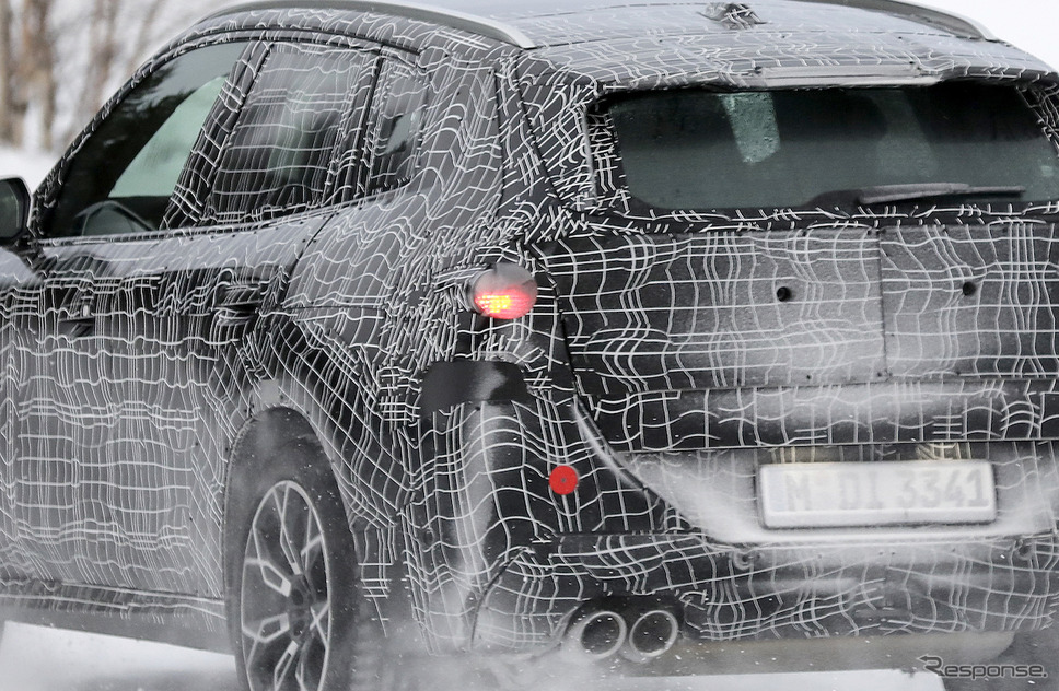 BMW X3 M40i 次期型プロトタイプ(スクープ写真)《APOLLO NEWS SERVICE》