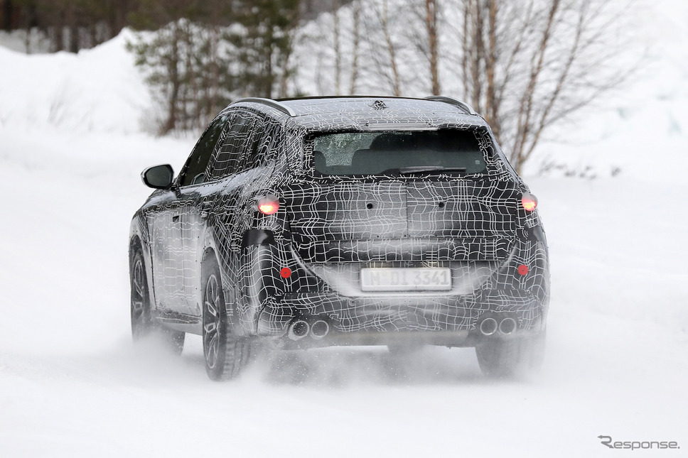 BMW X3 M40i 次期型プロトタイプ(スクープ写真)《APOLLO NEWS SERVICE》