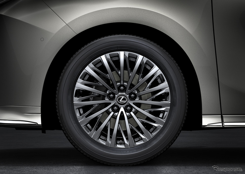 レクサス LM 新型(プロトタイプ)の19インチホイール《Photo by LEXUS》