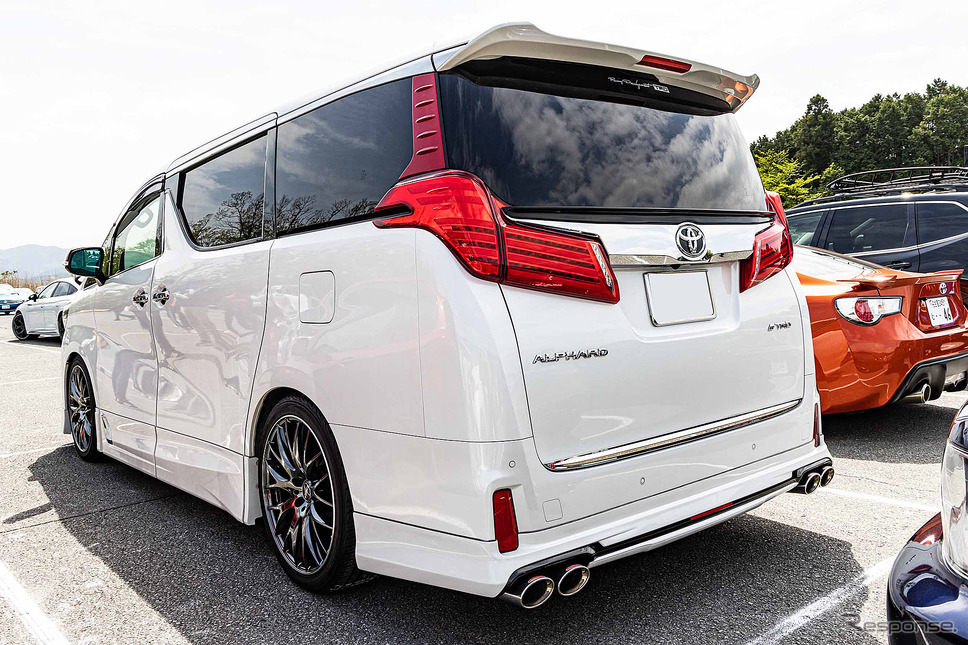 トヨタ アルファード×レイズ ホムラ2×9Plus《写真撮影 宮越孝政》