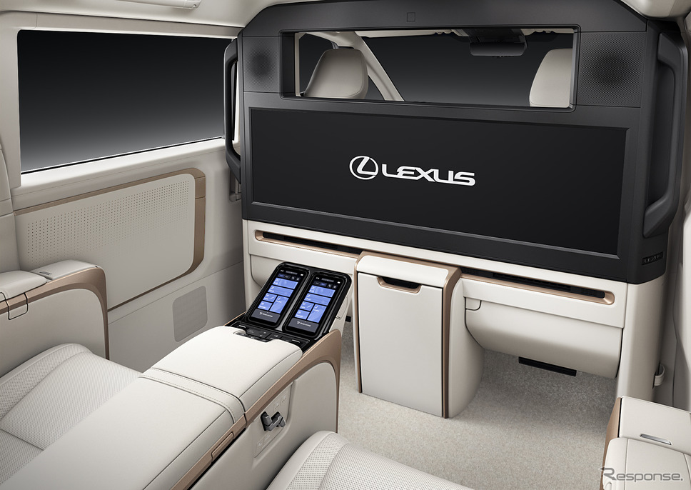 レクサス LM 新型の4人乗り仕様(プロトタイプ)《Photo by LEXUS》