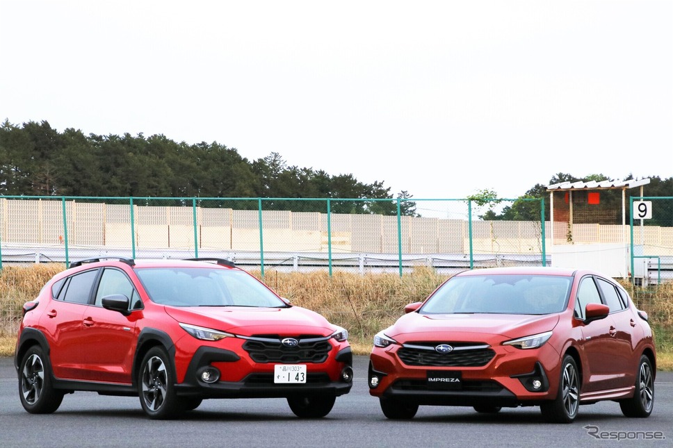 スバルインプレッサ(右)とクロストレック《写真撮影 内田俊一》