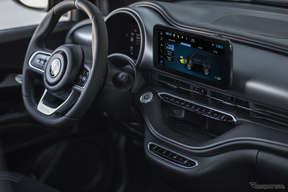 アバルト 500e の「ツーリズモ」《photo by Abarth》