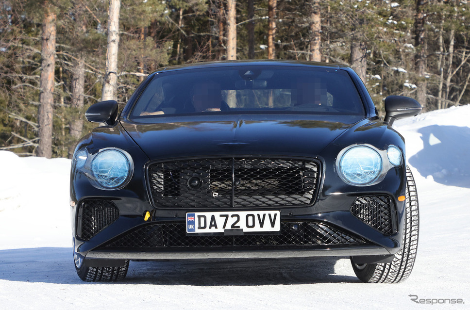 ベントレー コンチネンタルGT 改良新型プロトタイプ(スクープ写真)《APOLLO NEWS SERVICE》