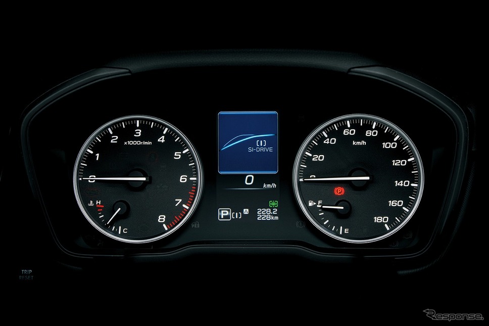 マルチインフォメーションディスプレイ付ルミネセントメーター《写真提供:SUBARU》