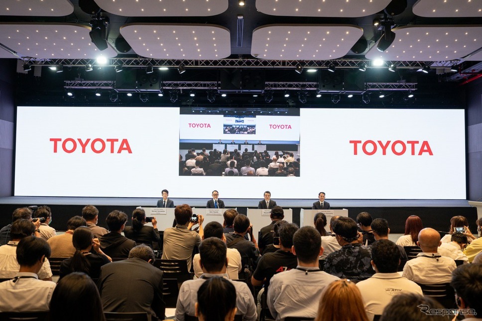 トヨタ自動車の記者会見(5月8日)《photo by Toyota》