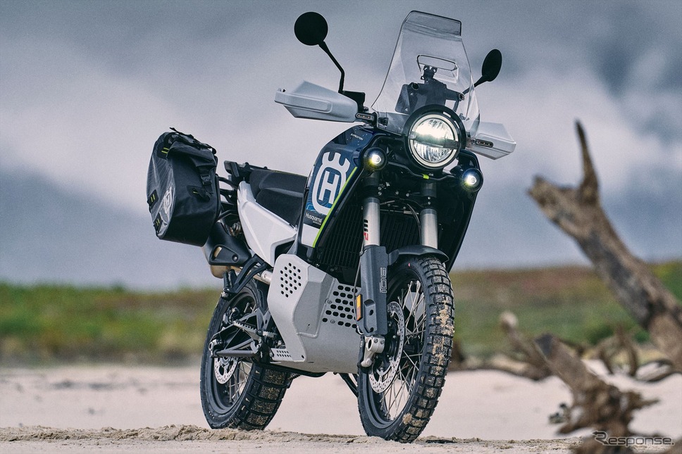 ハスクバーナ ノーデン901エクスペディション《写真提供 Husqvarna Motorcycles 写真撮影 Marco Campelli, Sebas Romero》